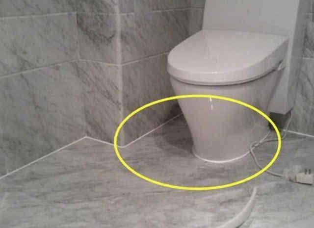 马桶裂了怎么粘(马桶有点裂缝用什么胶能粘住)