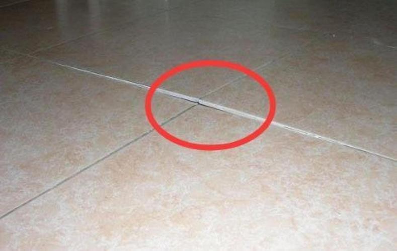 地板砖空鼓怎么修补(地板砖空鼓怎么修补视频讲解)